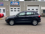 Used 2016 Volkswagen Tiguan S image 2