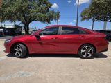 Certified 2023 Hyundai Elantra SEL w/ Convenience Package image 2
