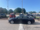 Used 2023 Chevrolet Malibu LT image 2