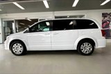 Used 2016 Dodge Grand Caravan SE w/ Quick Order Package 29E SE image 2