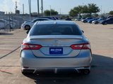 Used 2020 Toyota Camry SE image 5