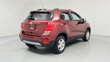 Used 2022 Chevrolet Trax LT w/ LT Convenience Package image 5
