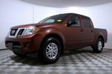 Used 2017 Nissan Frontier SV image 2