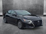 Used 2024 Nissan Altima 2.5 SV image 3