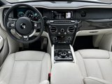 Used 2022 Rolls-Royce Cullinan Black Badge w/ Dark Exterior Package image 5