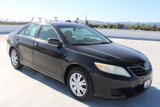 Used 2010 Toyota Camry LE image 2