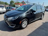 Used 2018 Chrysler Pacifica Touring-L image 5