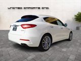 Used 2018 Maserati Levante GranLusso image 5