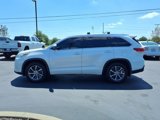 Used 2017 Toyota Highlander XLE image 4