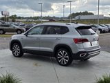 Used 2022 Volkswagen Taos SE image 4