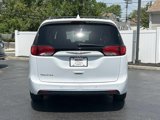 Used 2019 Chrysler Pacifica Touring-L image 6