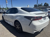 Used 2022 Toyota Camry SE image 3