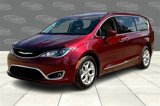 Used 2017 Chrysler Pacifica Touring-L w/ Tire & Wheel Group image 3