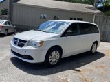 Used 2018 Dodge Grand Caravan SE image 3