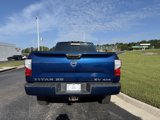 Used 2017 Nissan Titan SV image 4