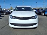 Used 2021 Chrysler Voyager L image 2