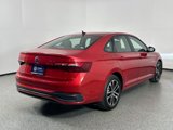 Used 2024 Volkswagen Jetta Sport image 4