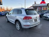 Used 2014 Volkswagen Touareg TDI image 3
