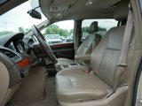 Used 2015 Chrysler Town & Country Touring w/ Driver Convenience Group image 3