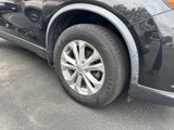 Used 2016 Nissan Rogue SV image 3