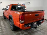Used 2016 Toyota Tacoma TRD Sport image 5