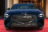 Used 2024 Genesis G70 2.5T w/ Sport Prestige Package image 3