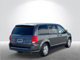 Used 2018 Dodge Grand Caravan SE w/ UConnect Hands-Free Group image 5