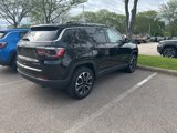 Used 2022 Jeep Compass Limited w/ Sun and Sound Group image 5