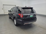 Used 2017 Ford Explorer XLT image 5