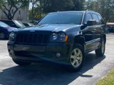 Used 2010 Jeep Grand Cherokee Laredo image 2