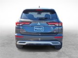 Used 2024 Mitsubishi Outlander SE image 4