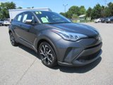 Used 2022 Toyota C-HR XLE image 3