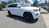 Used 2015 Jeep Grand Cherokee Altitude image 2