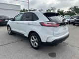 Used 2019 Ford Edge SE image 3