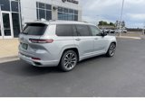 Used 2022 Jeep Grand Cherokee L Overland w/ Luxury Tech Group IV image 3