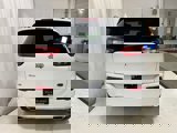 Used 2018 Jeep Cherokee Overland w/ Technology Group image 3