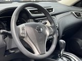Used 2016 Nissan Rogue SV w/ SV Premium Package image 4