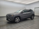Used 2019 Jeep Cherokee Limited image 2