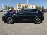 Used 2018 INFINITI QX30 Premium w/ Navigation Package image 2