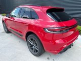 Certified 2025 Porsche Macan image 3