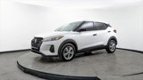 Used 2022 Nissan Kicks S image 2