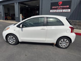 Used 2007 Toyota Yaris 2-Door Hatchback image 3