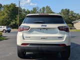 Used 2018 Jeep Compass Latitude w/ Popular Equipment Group image 5