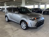 Used 2025 Kia Soul LX image 2