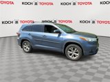 Used 2015 Toyota Highlander XLE image 2