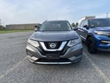 Used 2017 Nissan Rogue SV w/ SV Premium Package image 2
