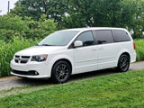 Used 2016 Dodge Grand Caravan R/T image 3