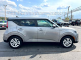 Used 2023 Kia Soul LX image 6