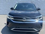 Used 2022 Volkswagen Taos SEL image 2