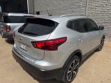 Used 2018 Nissan Rogue Sport SL image 3